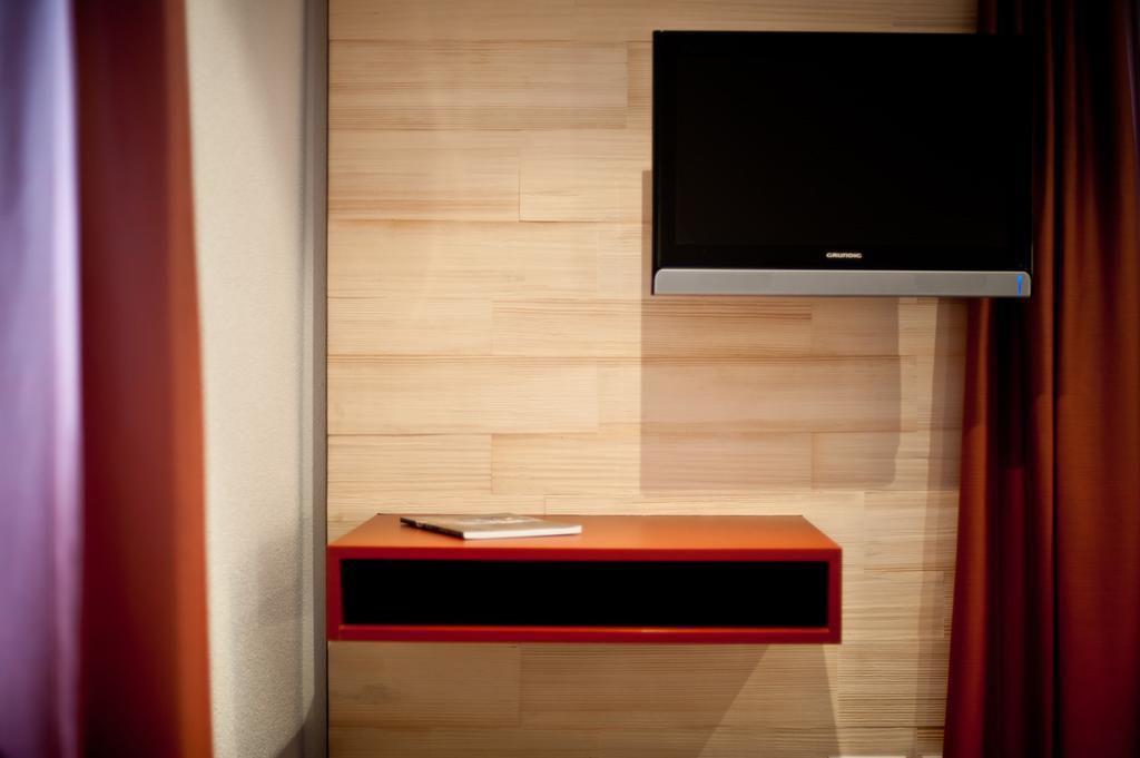 Hotel Landhaus Saanen Ngoại thất bức ảnh