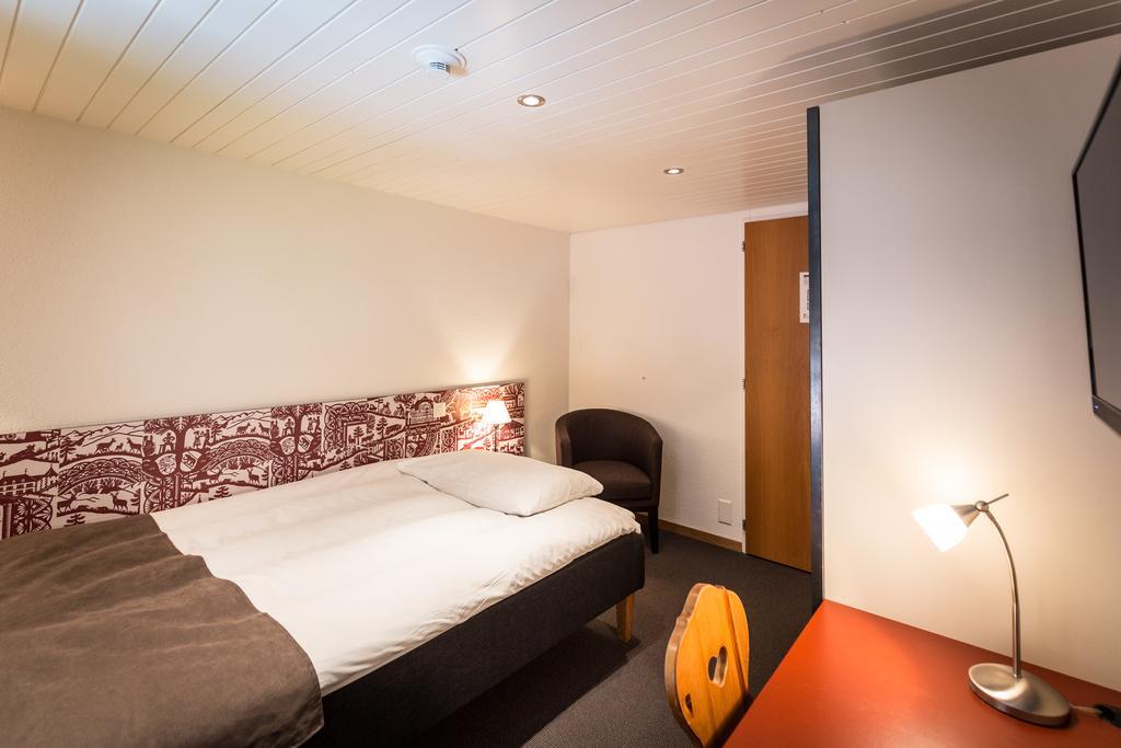 Hotel Landhaus Saanen Ngoại thất bức ảnh